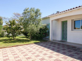 Holiday Home Villa Languedoc by Interhome